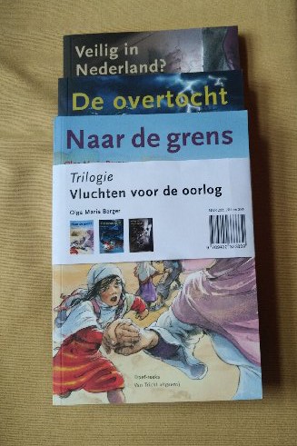 omslag trilogie vluchten voor de oorlog